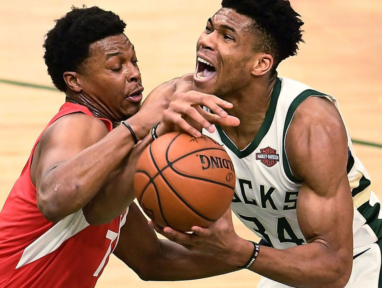 蒂姆在雄鹿比赛中比分优势明显，比分优势明显引发热议！的简单介绍